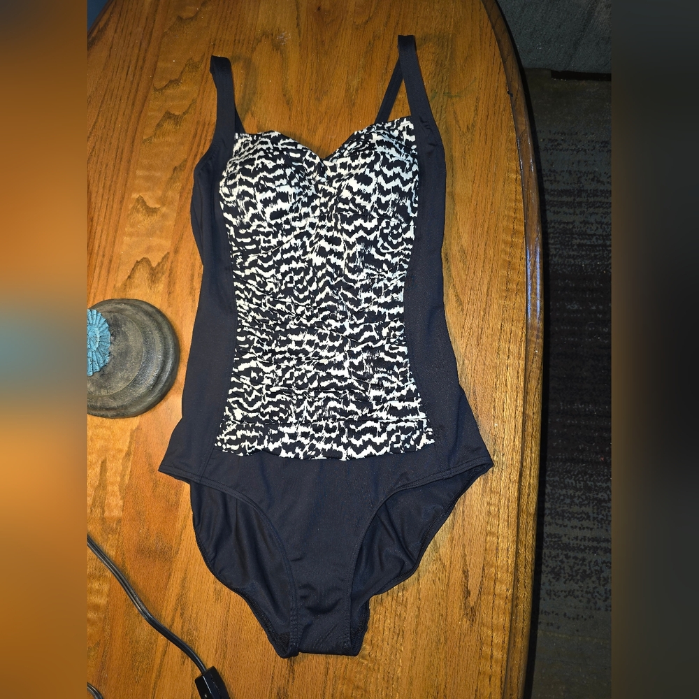 Lascana For Venus Bathing Suit, Size 6, Black/White, NWOT